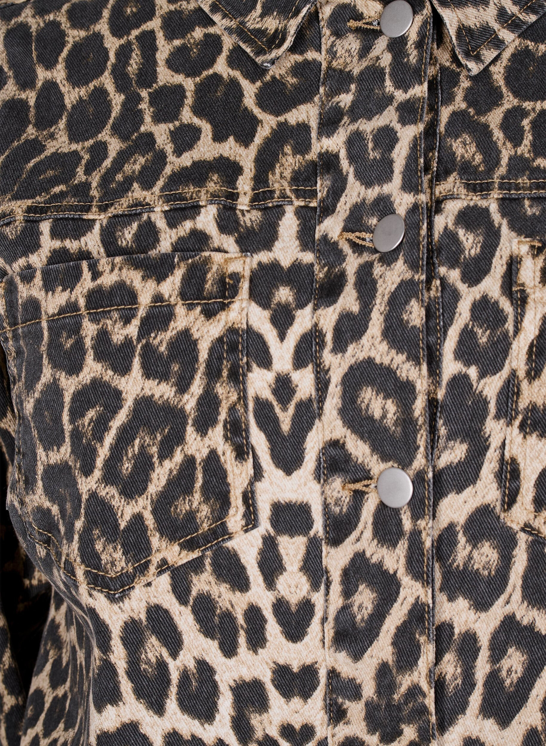 Zizzi Denimjakke med leopardm&oslash;nster og brystlommer, Brun, Packshot image number 2