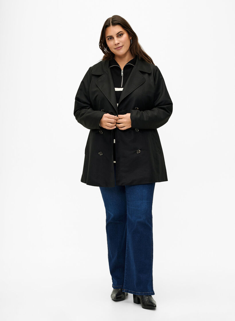 Kort trenchcoat med belte, Black, Model
