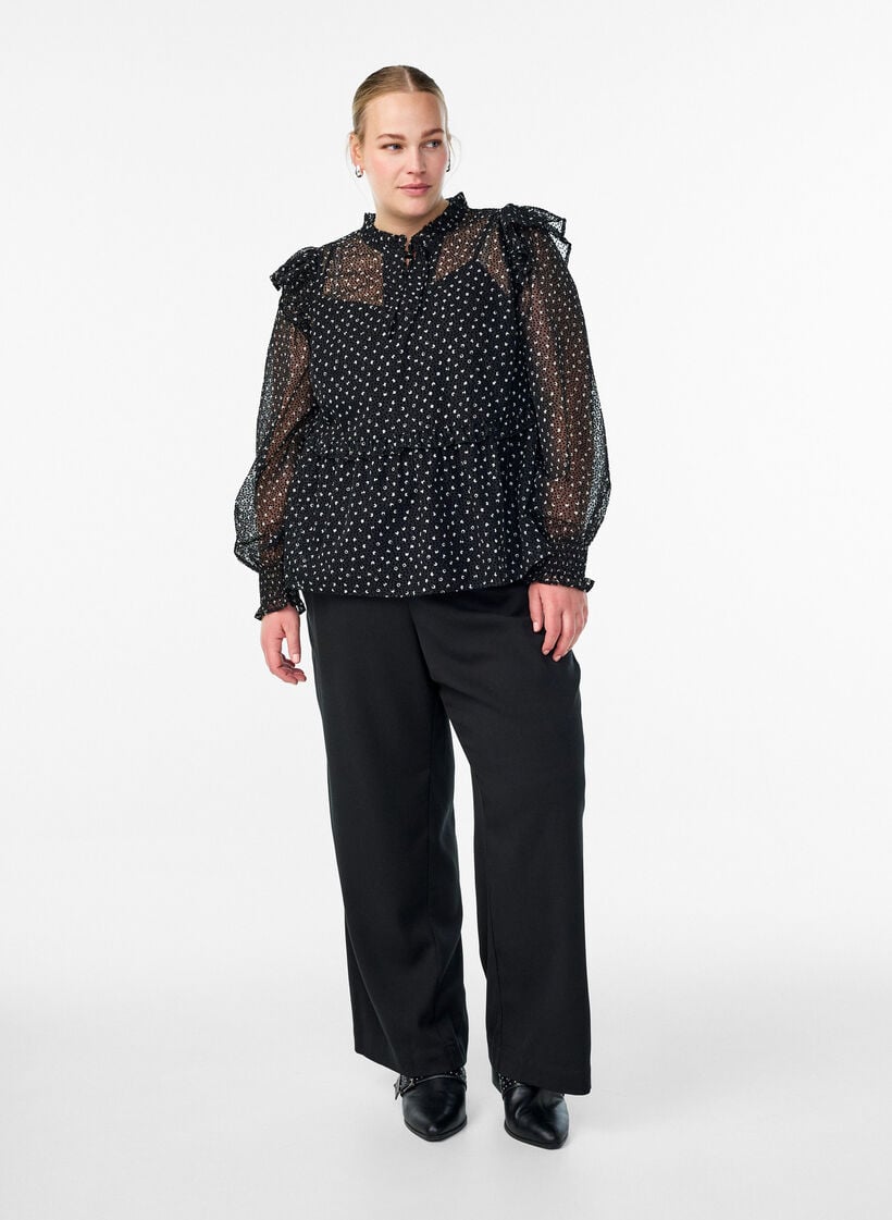 Chiffonbluse med volangdetaljer og små prikker, Svart, Model image number 1