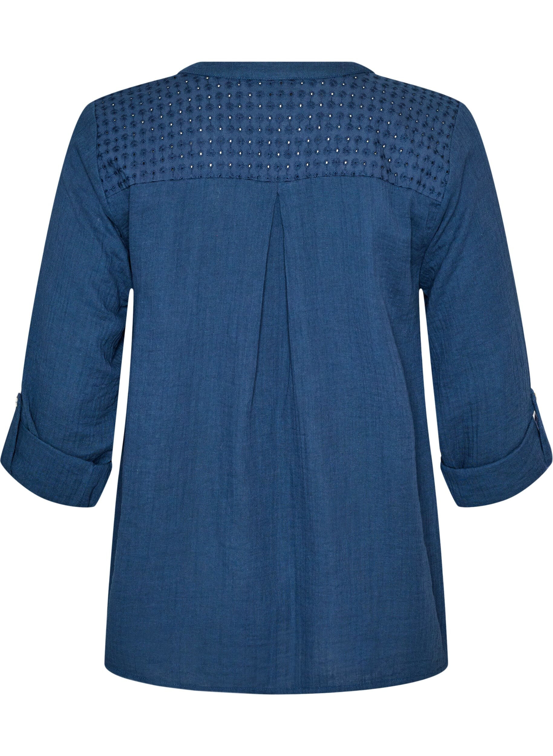 ZizziBluse i bomullsmuslin med broderie anglaise, Bl&aring;, Packshot image number 1