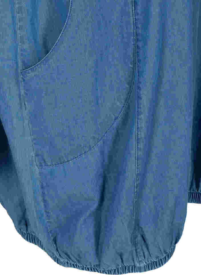 Kortermet denimkjole med lommer, Blue denim, Packshot image number 3