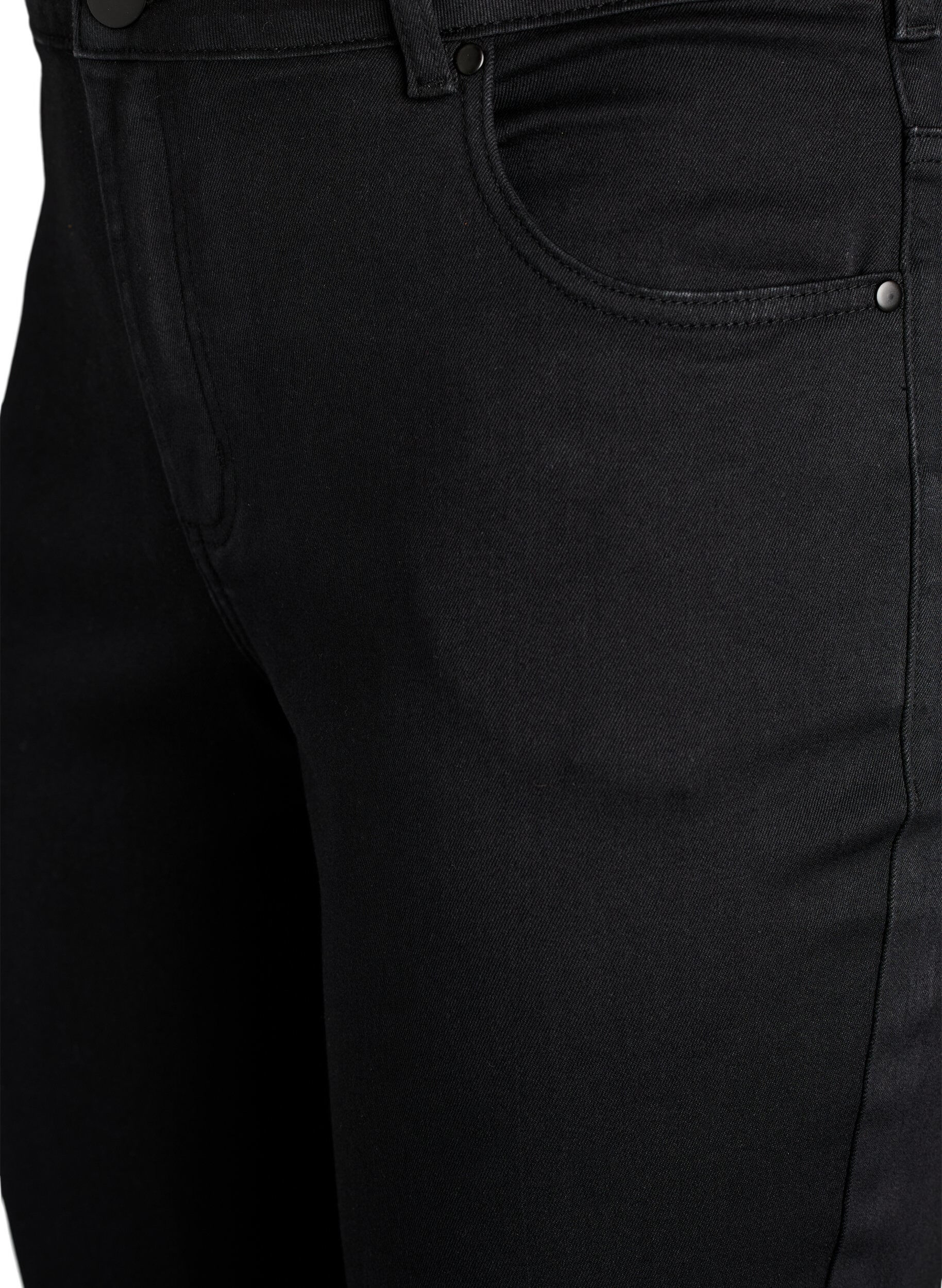 ZizziSlim fit Emily jeans med normal midje, Svart, Packshot image number 2