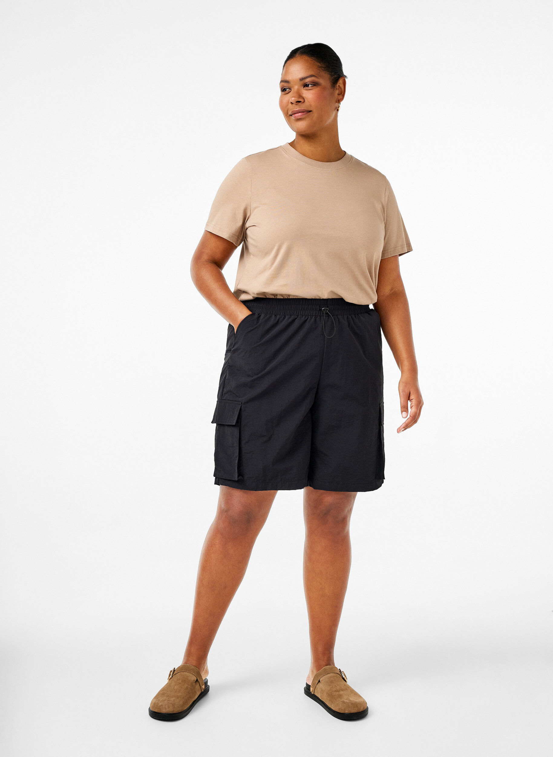 ZizziBasic T-skjorte i bomull med rund hals, Beige, Model image number 1