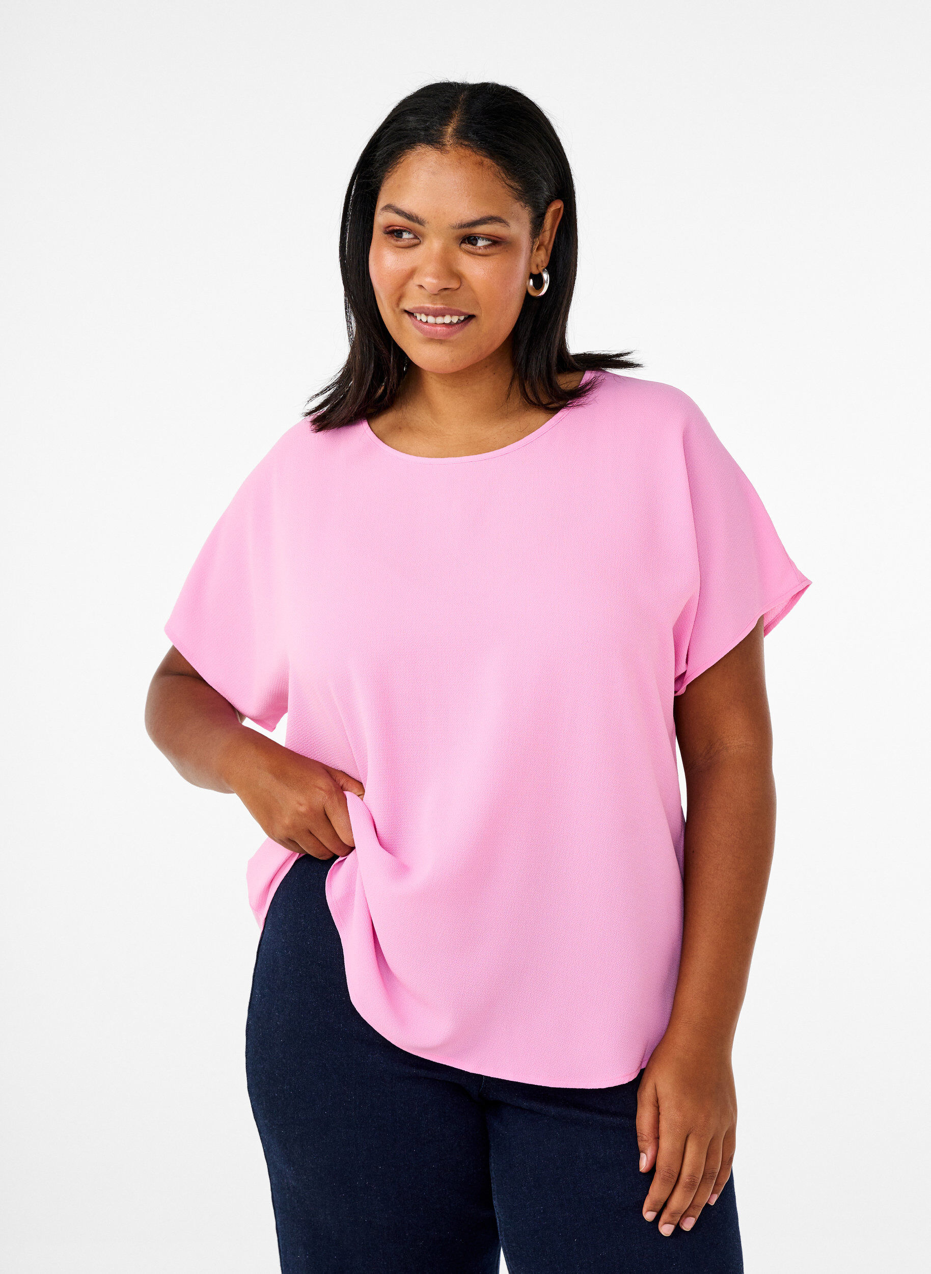 Bluse med korte ermer og rund hals, Rosa, Model