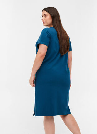Kortermet kjole i bomull med splitter, Majolica Blue, Model image number 1