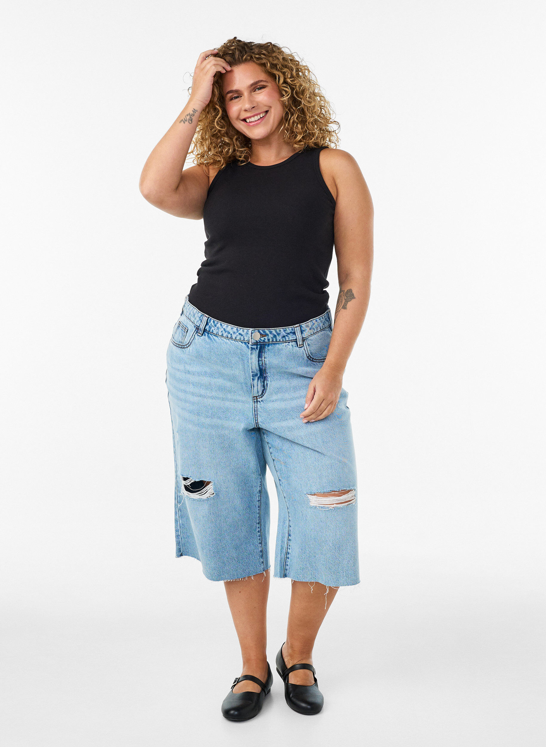 ZizziRibbet topp i bomull med h&oslash;y hals, Svart, Model image number 1