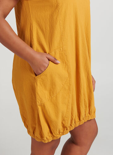 Kjole med lommer, Golden Yellow, Model image number 0