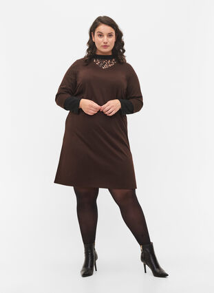 Ensfarget kjole med V-hals og 3/4-ermer, Coffee Bean, Model image number 2