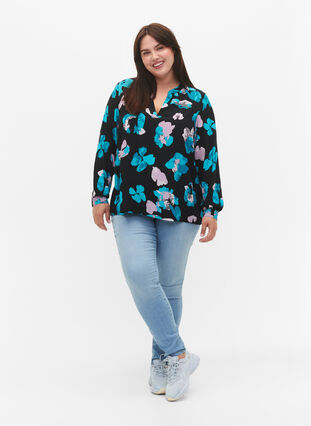 Langarmet viskosebluse med trykk, Blue AOP, Model image number 3