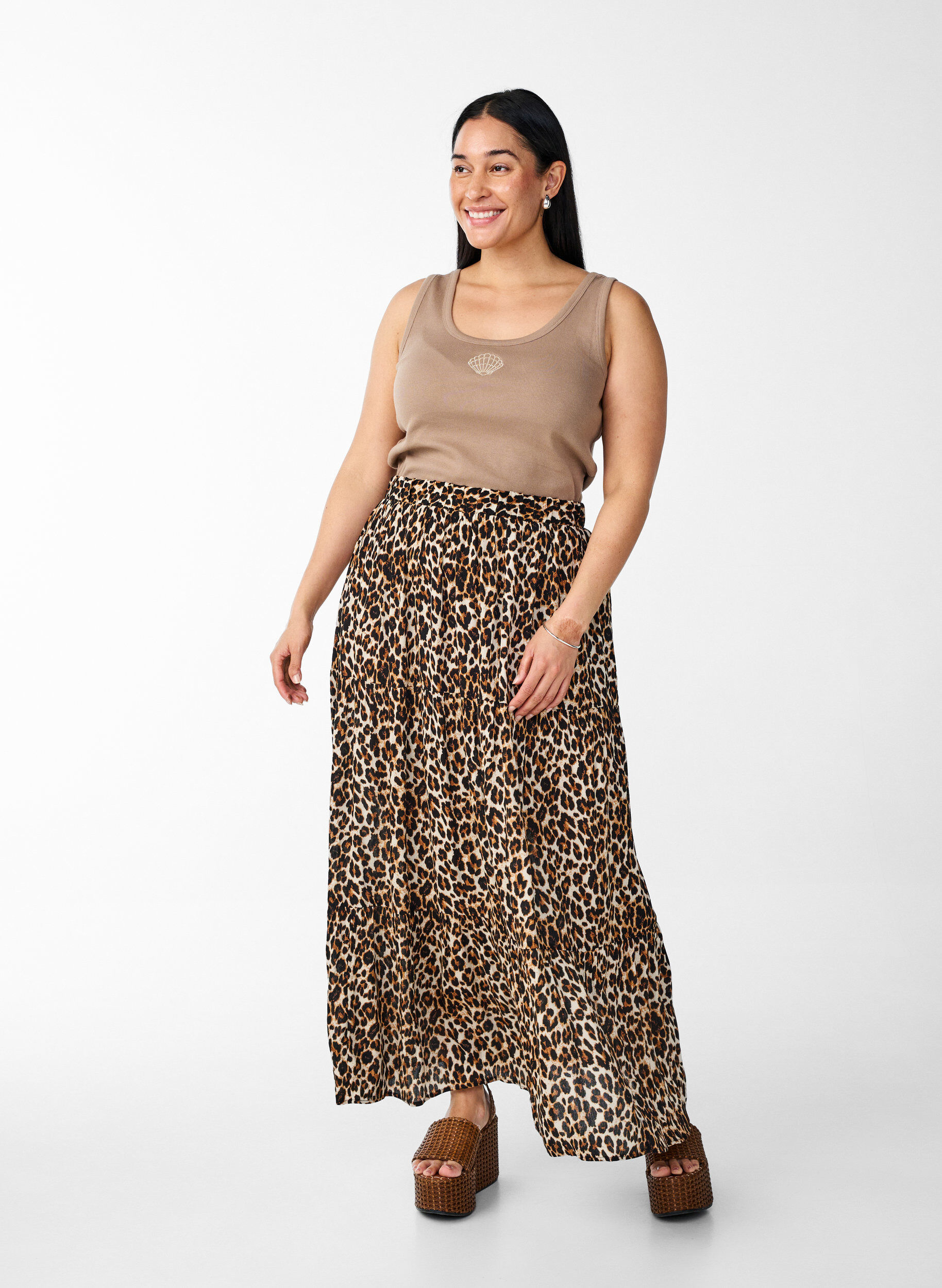 ZizziFigurn&aelig;r topp med motiv, Brun, Model image number 1