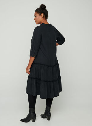 Kjole i lyocell med knapper, Black, Model image number 1