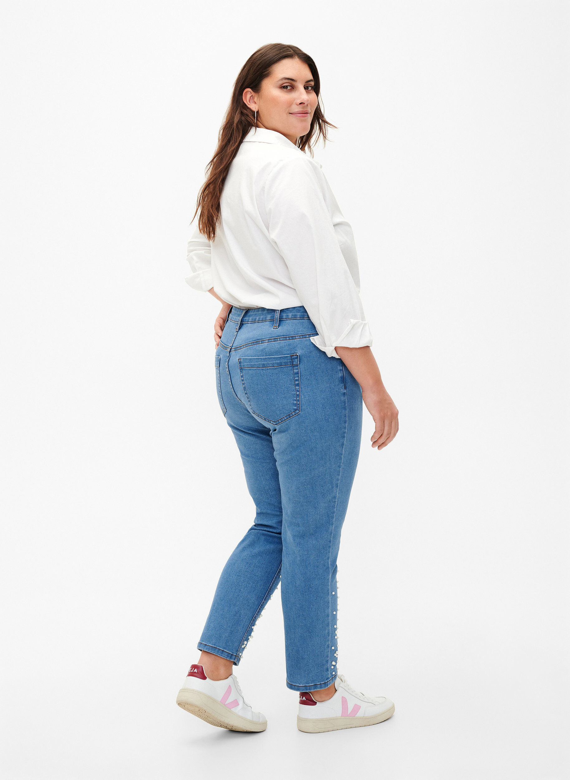 Zizzi Smal passform Emily jeans med perler, Light Blue, Model image number 1