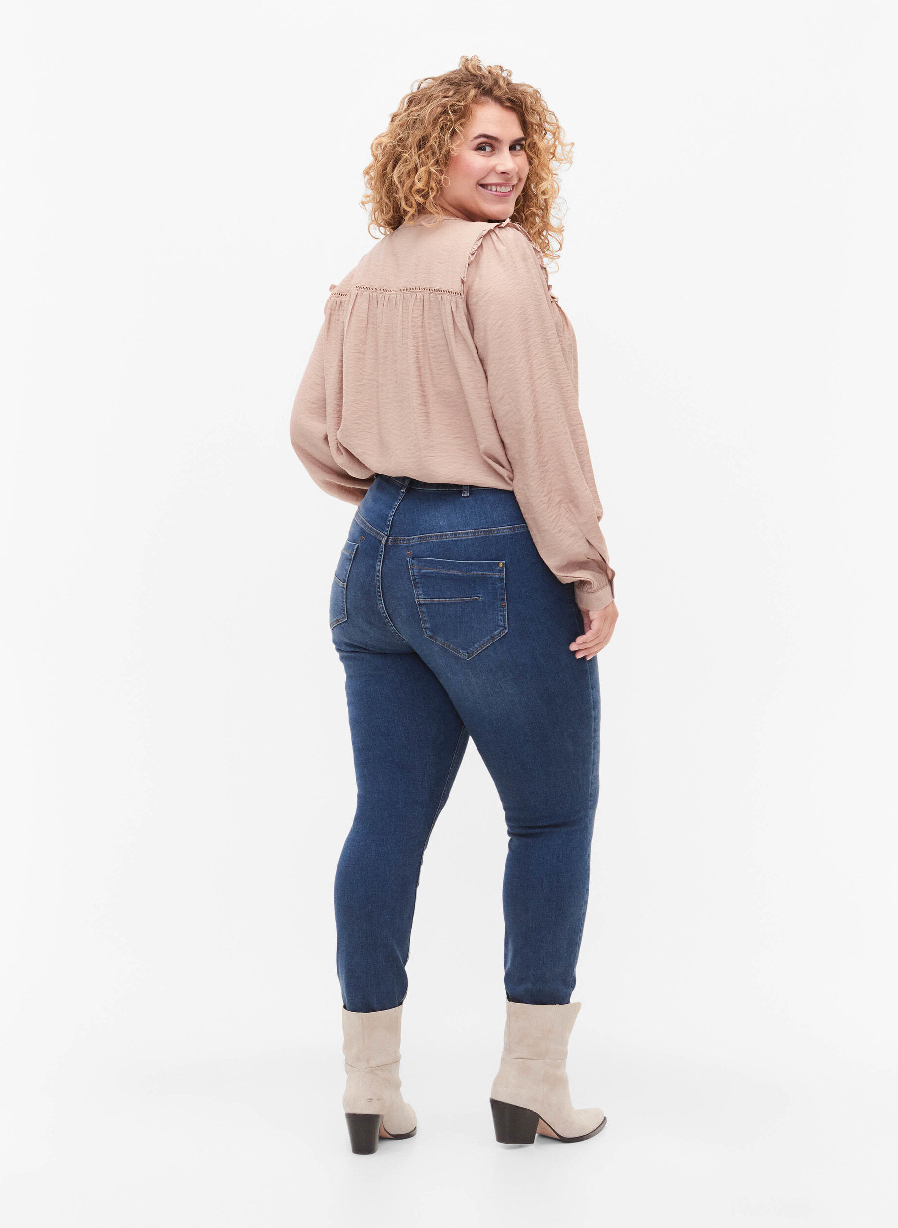 Zizzi Super Slim Amy jeans med h&oslash;yt liv, Blue denim, Model image number 1