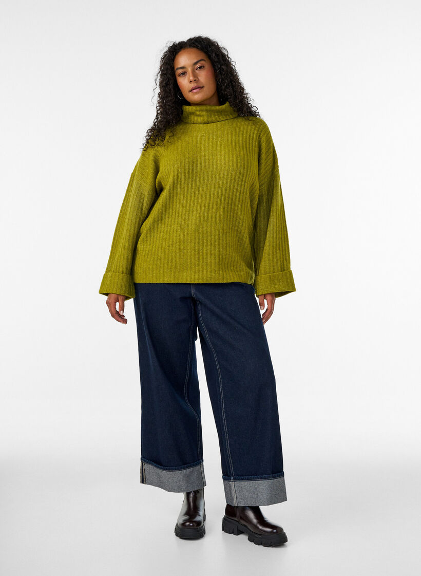 Strikket topp med h&oslash;y hals, Gr&oslash;nn, Model image number 1