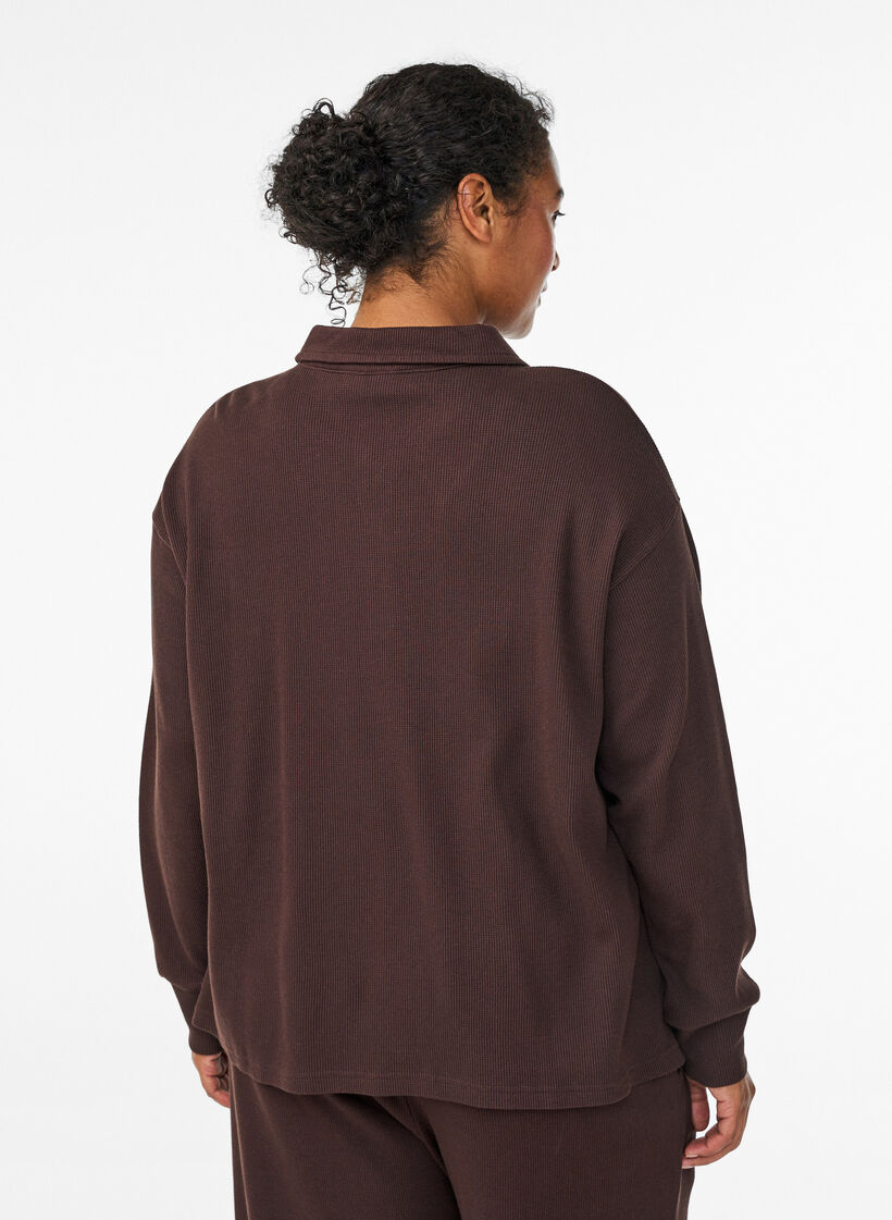 Ribbestrikket jersey poloskjorte med lange ermer, Brun, Model image number 2