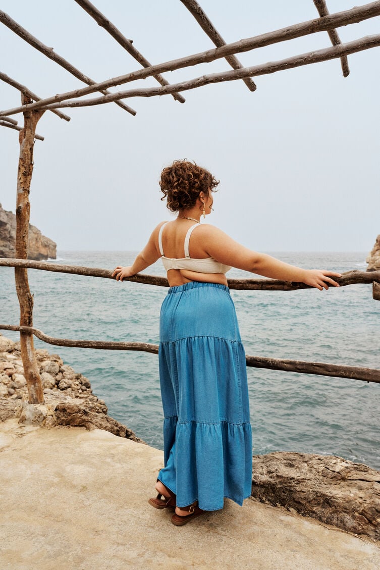 Bohemsk i sj&oslash;bl&aring; toner, , Model