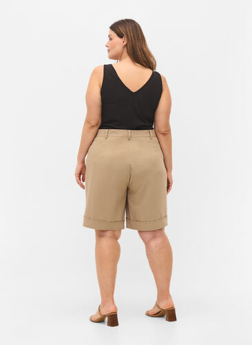 Shorts med påsydde lommer, Humus, Model image number 1