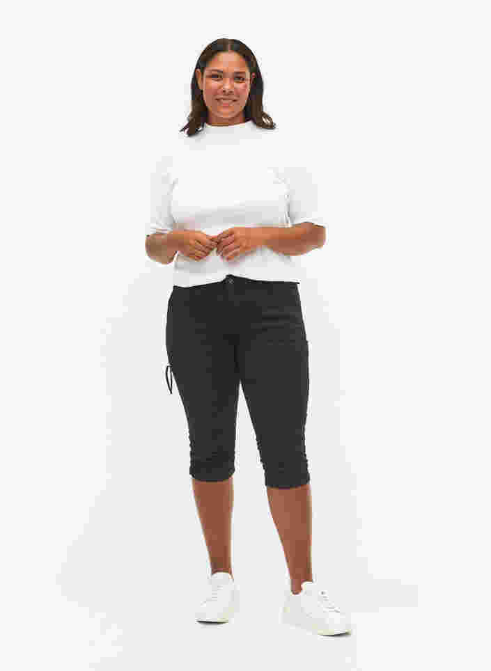 Slim fit caprijeans med lommer, Black, Model image number 0