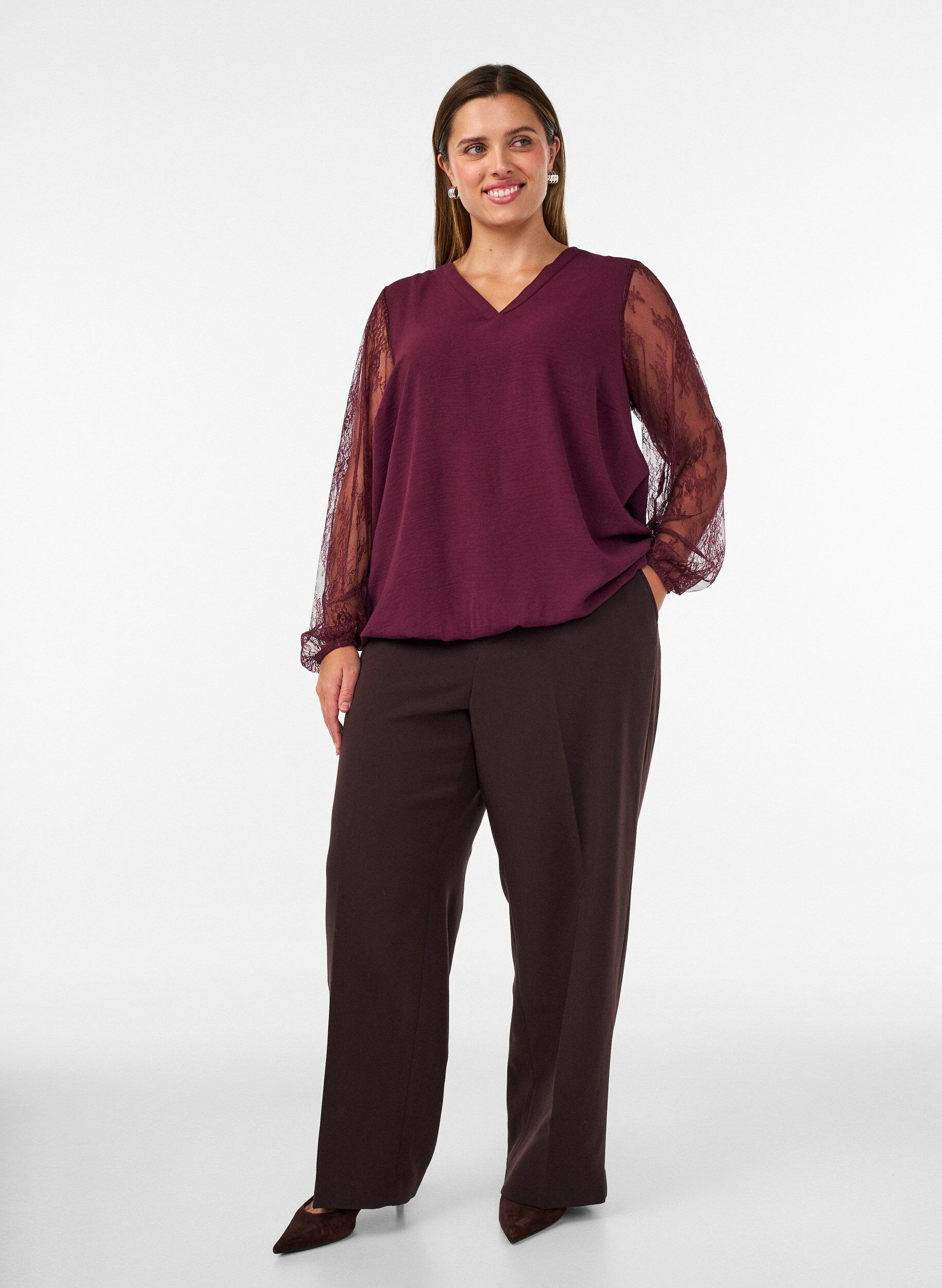 ZizziBluse med blondeermer og ballongfasong, R&oslash;d, Model image number 1
