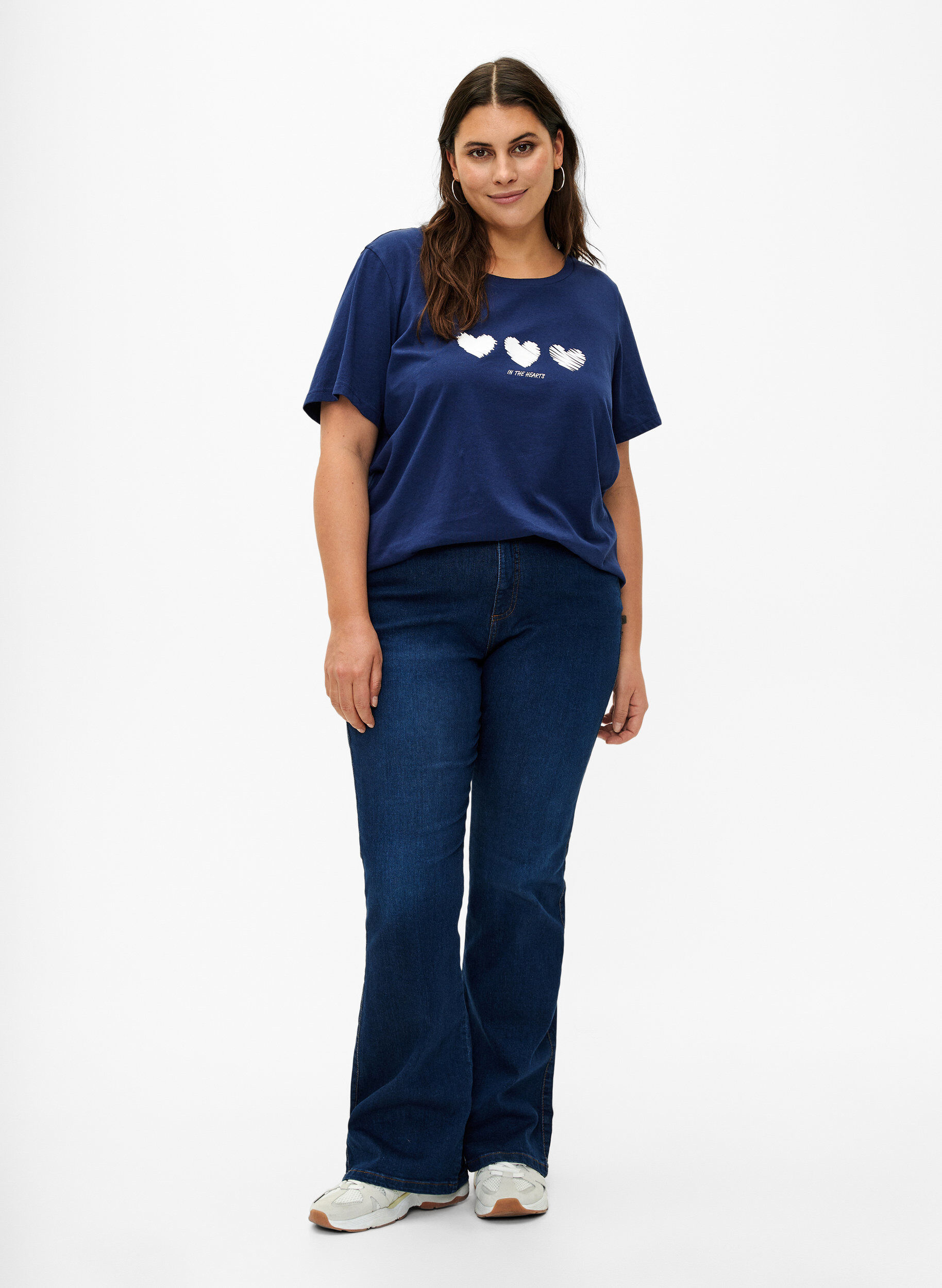 Zizzi T-skjorte i bomull med rund hals og trykk, Medieval B.W. Hearts, Model image number 2