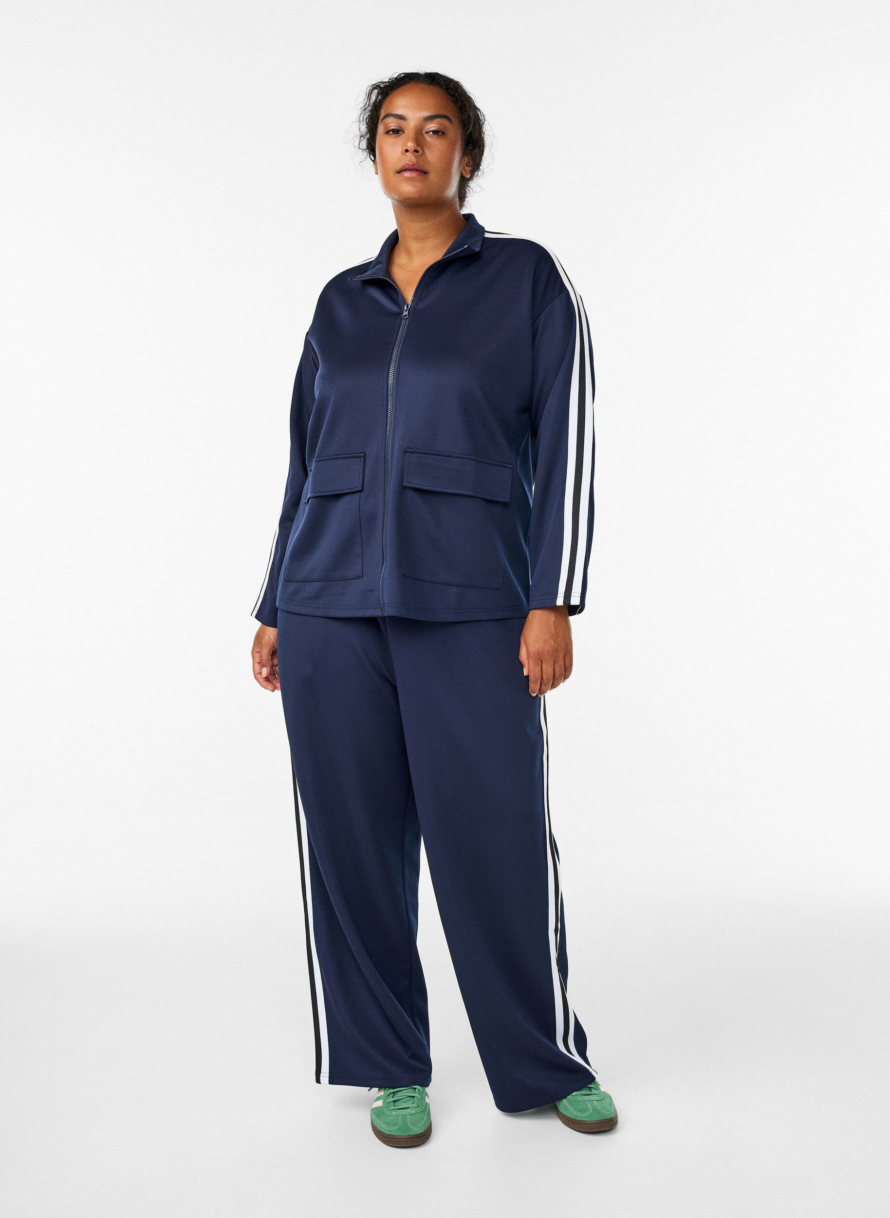 Trackpants med h&oslash;y midje og sporty striper, Bl&aring;, Model