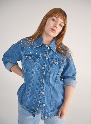 Zizzi Denimjakke med glitter, , Model