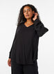 Viskosebluse med V-hals og lange ermer, Svart, Model image number 0