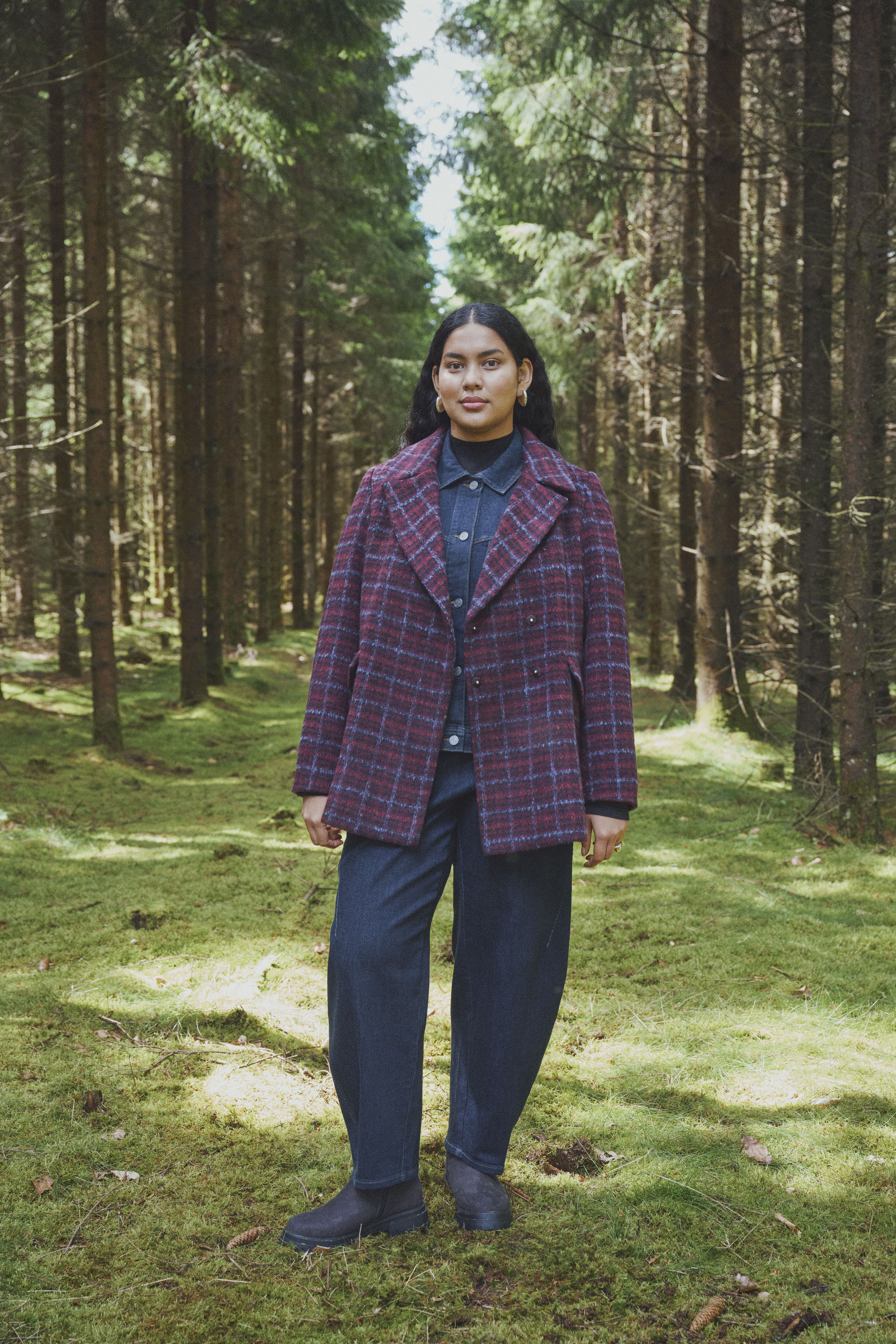 ZizziSkoglig eleganse i rutem&oslash;nster, , Model