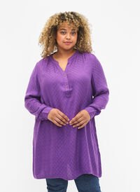 Viskose tunika med tone-på-tone mønster, Lavender Violet, Model