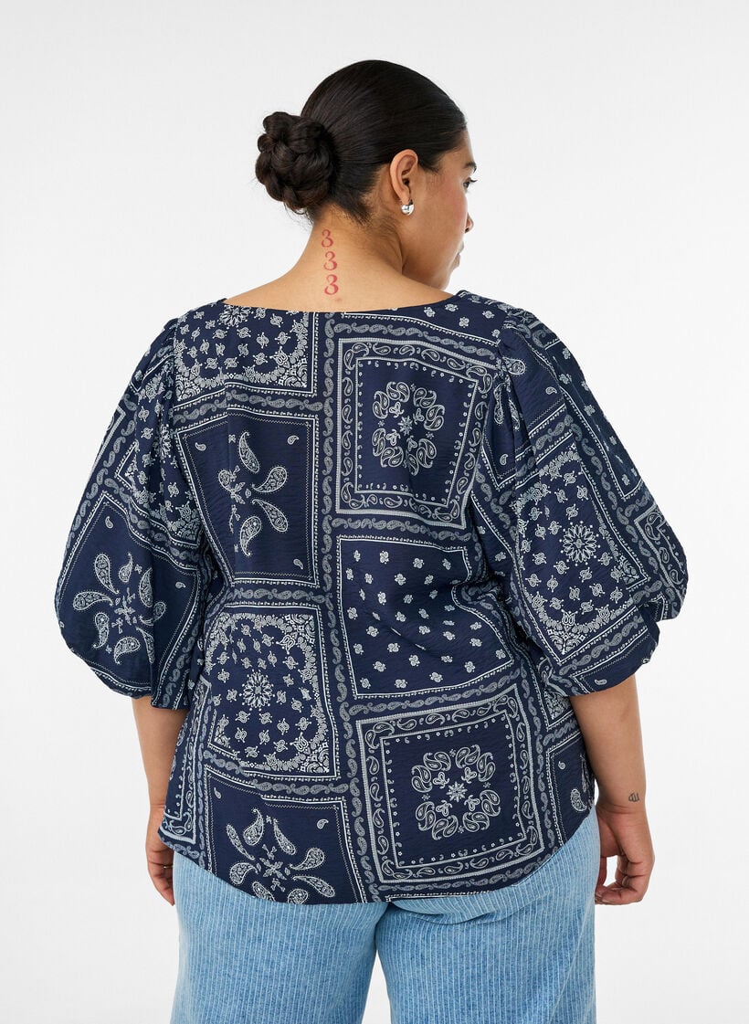 Viskosebluse med paisleym&oslash;nster og ballongermer, Bl&aring;, Model image number 2