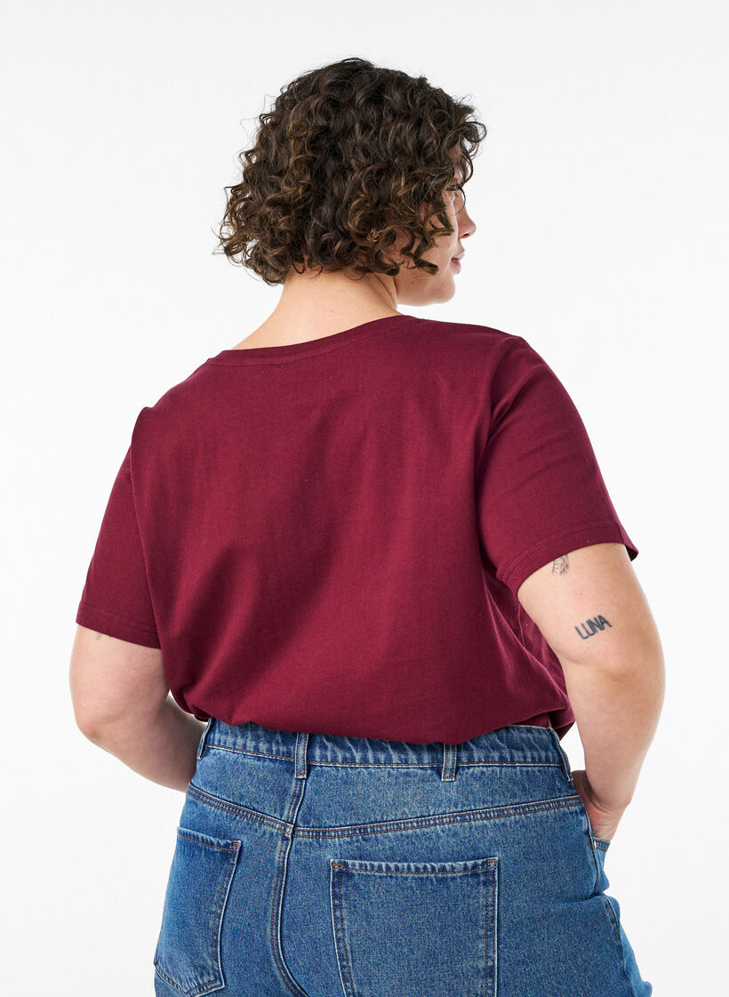 T-skjorte i &oslash;kologisk bomull med sporty tekstprint, R&oslash;d, Model image number 2