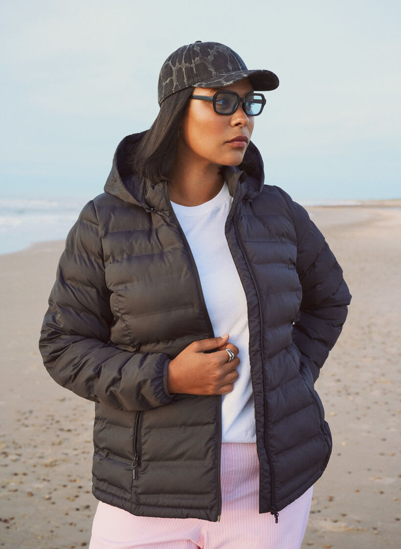 Vannavstøtende lett jakke med hette, Svart, Image