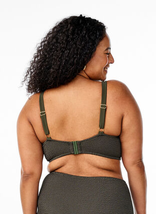 Zizzi Bikinitopp med tekstur og en elegant detalj, Grønn, Model image number 1