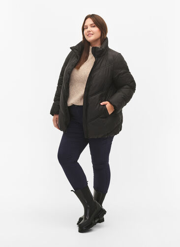 Kort Puffer-vinterjakke med lommer, Black, Model image number 2