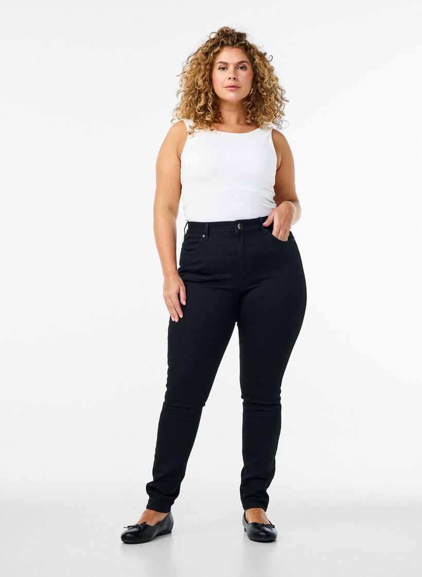 Amy jeans med høy midje og supersmal passform, Svart, Model image number 0