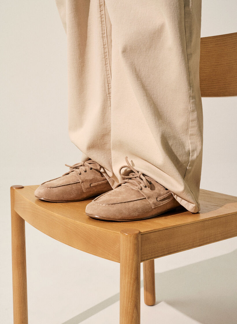 Mokasiner i imitert semsket skinn, Beige, Image image number 0