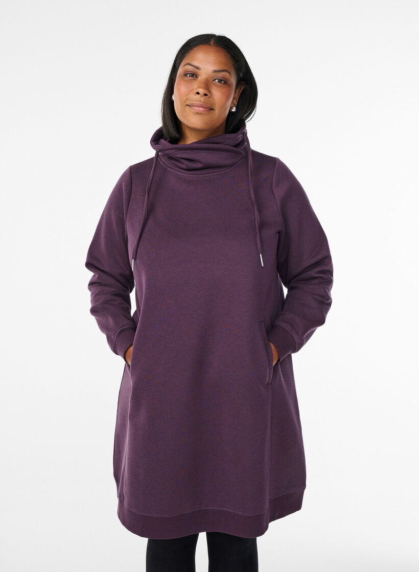 Kort genserkjole med h&oslash;y hals og lommer, Lilla, Model image number 0