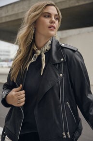 Skinnjakke,  Skinnjakke, , Model