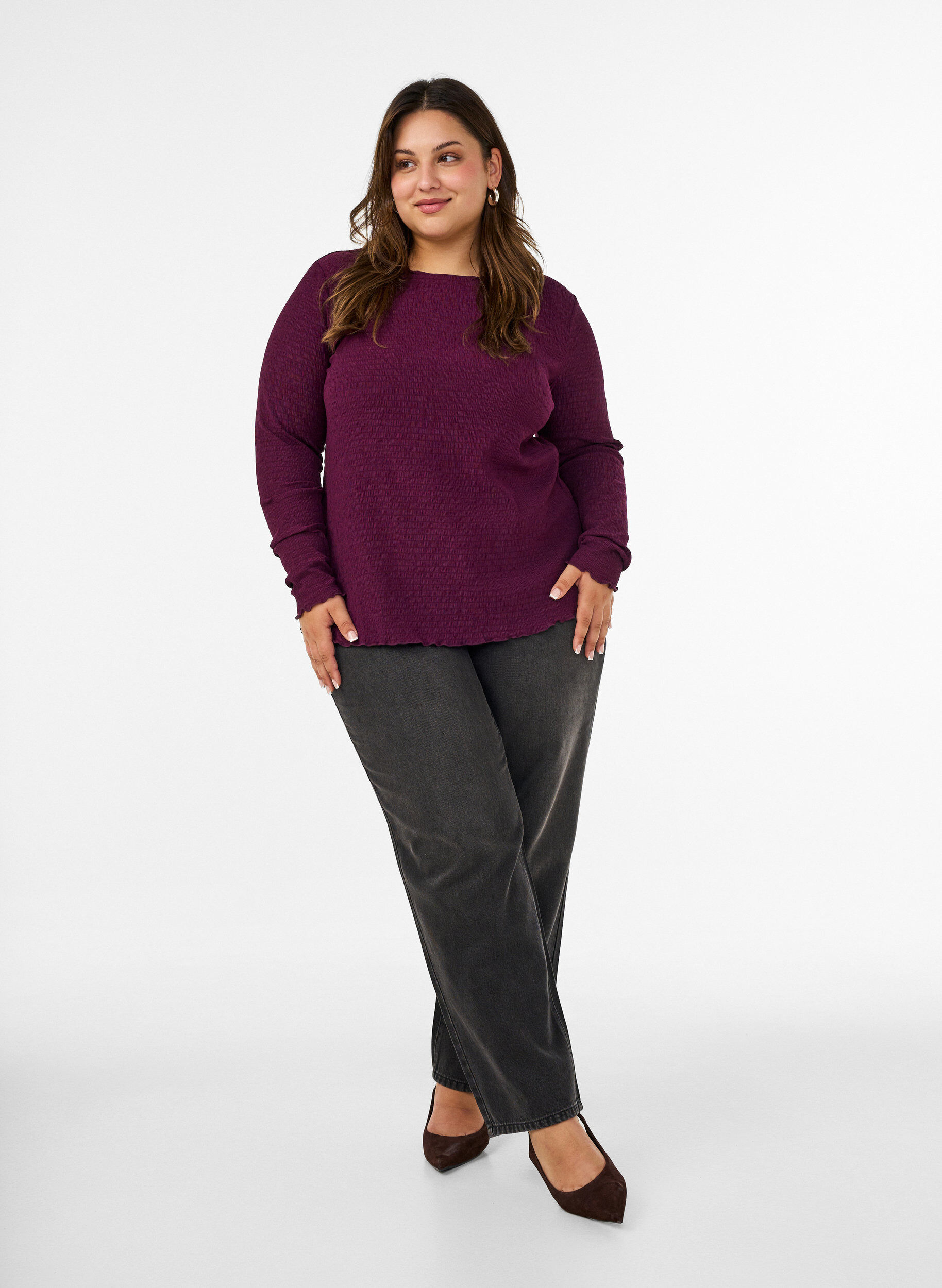 ZizziTeksturert bluse med b&oslash;lgete kanter, Lilla, Model image number 1