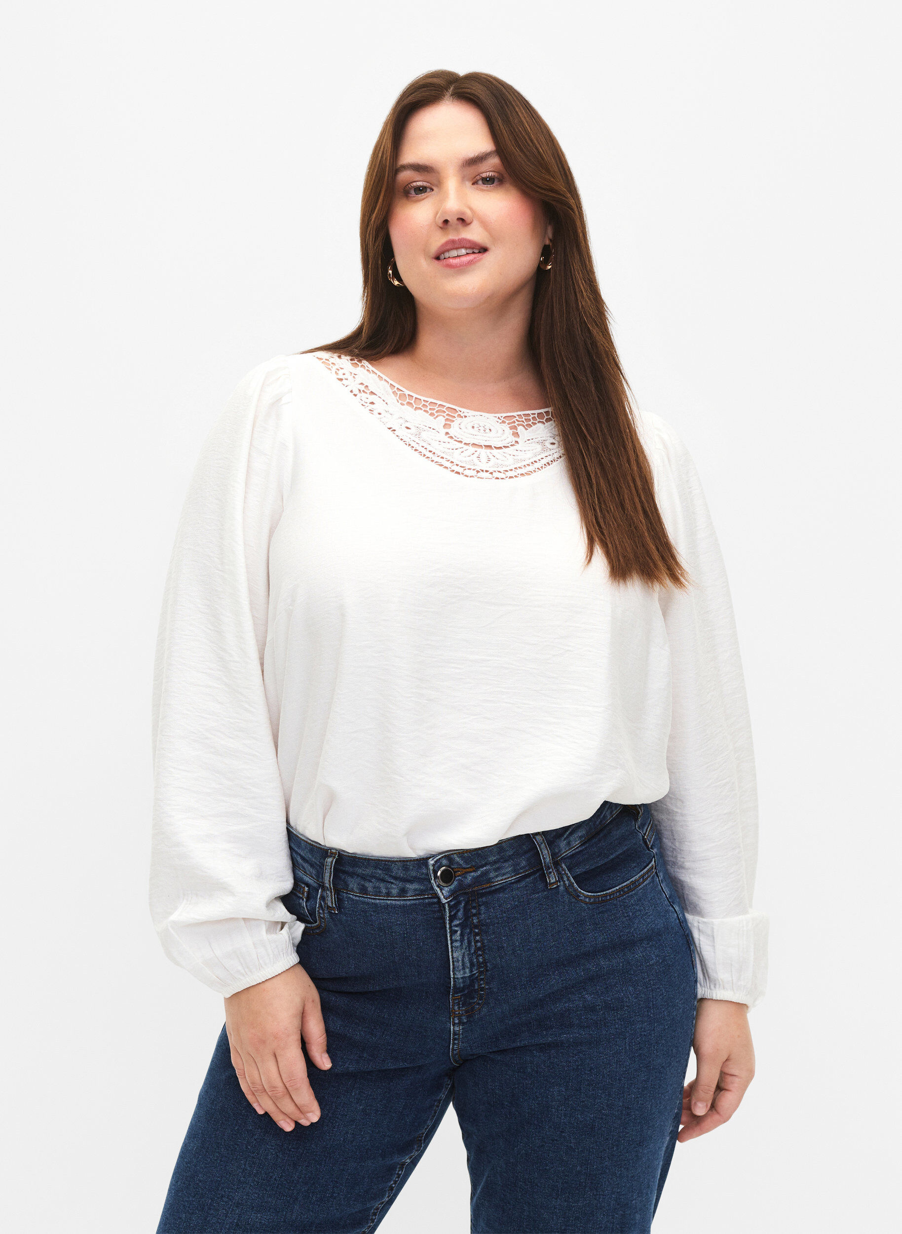 Zizzi Bluse i viskose med heklede detaljer, Bright White, Model image number 0