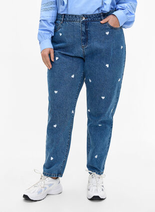 Mille mom-fit jeans med broderi, Light Blue Heart, Model image number 2