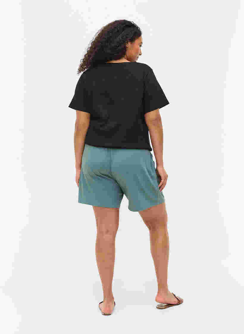 Shorts i et ribbet materiale med lommer, Goblin Blue, Model image number 1