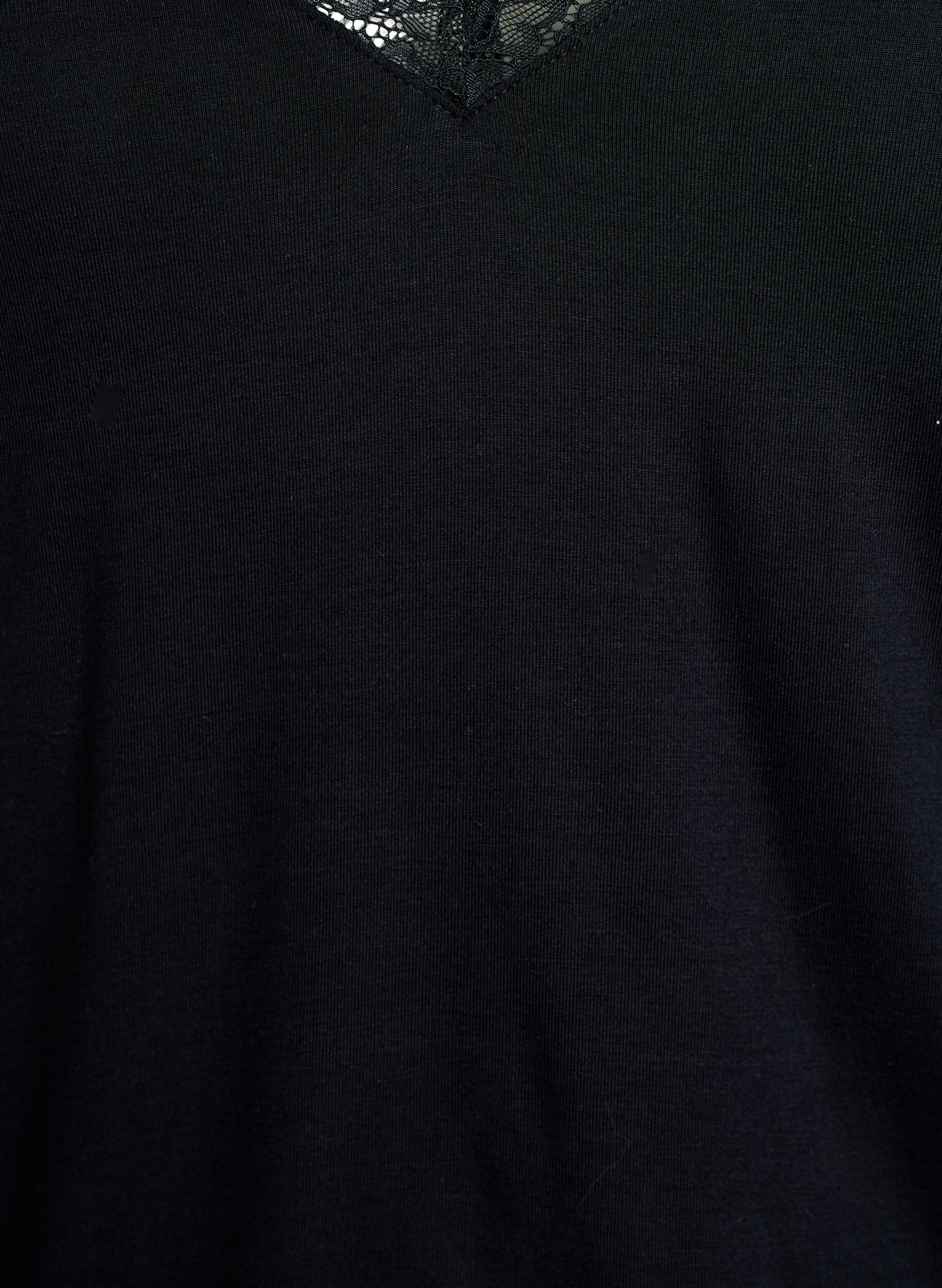 ZizziViskose bluse med blonder og V-hals, Svart, Packshot image number 2