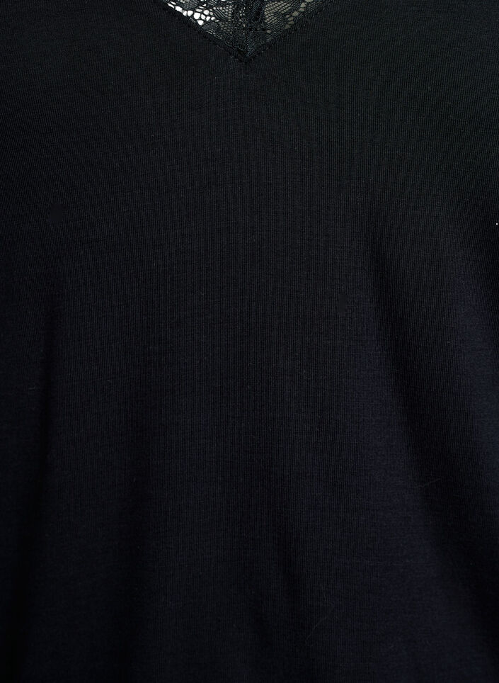 Viskose bluse med blonder og V-hals, Svart, Packshot image number 2
