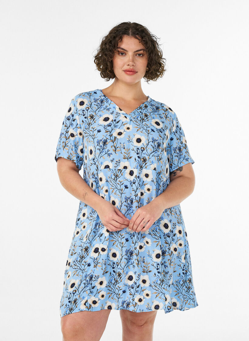 Kort kjole med blomstertrykk, Bl&aring;, Model image number 0