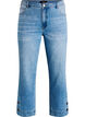 Avkuttede Kiana jeans med straight fit og knappdetaljer, Bl&aring;, Packshot image number 0