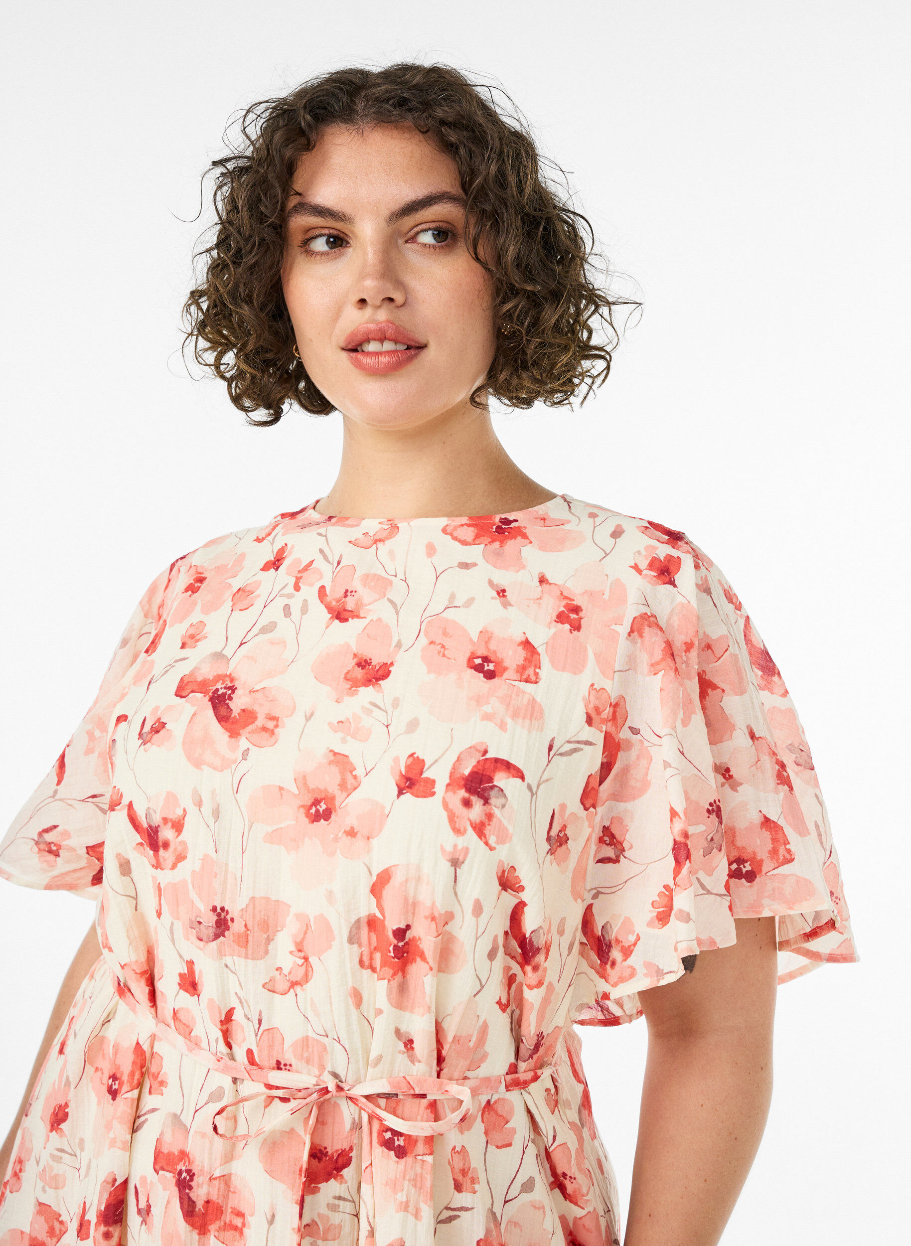 ZizziAnkellang kjole med flagrende ermer og knytebelte, Rosa, Model image number 2