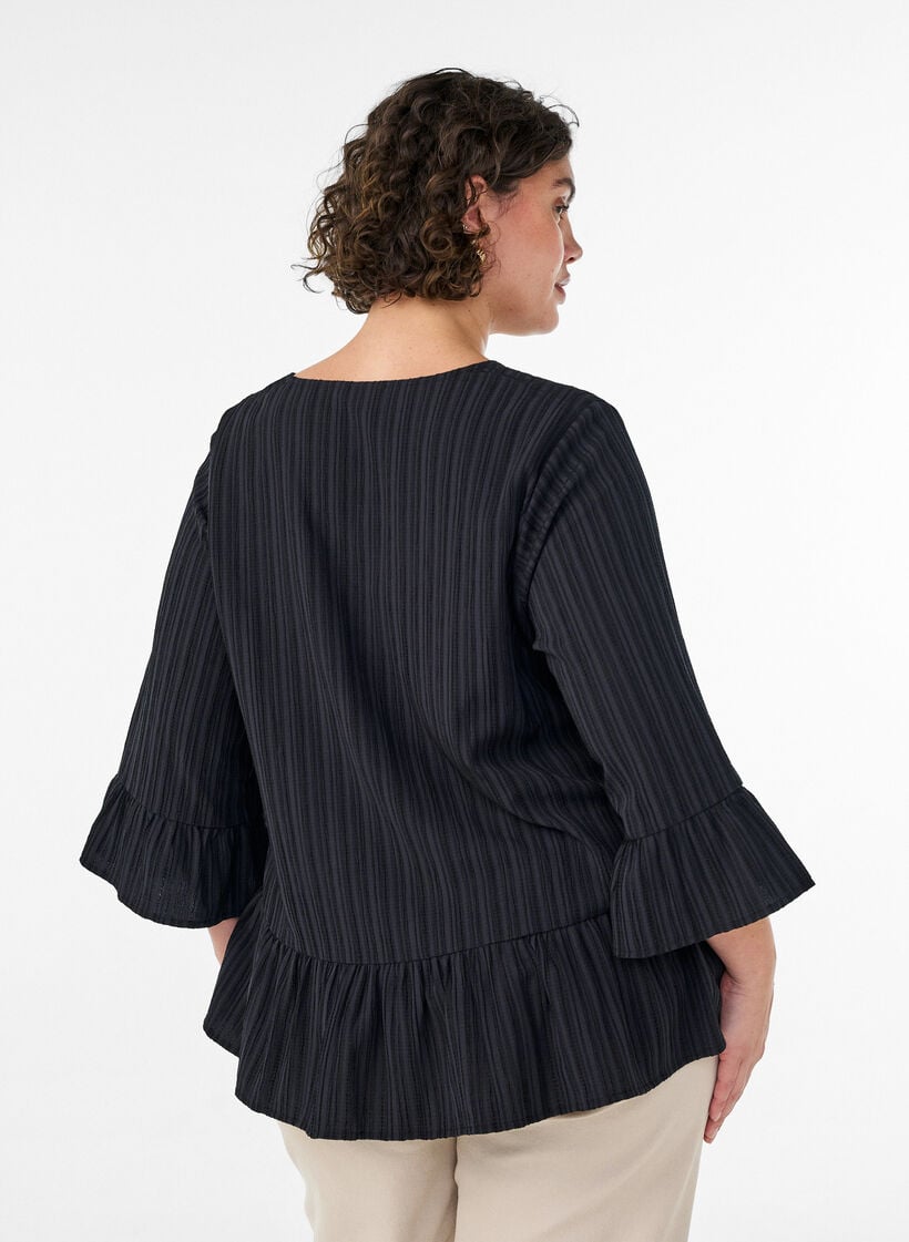 Bluse med tekstur, V-hals og rysjer, Svart, Model image number 2