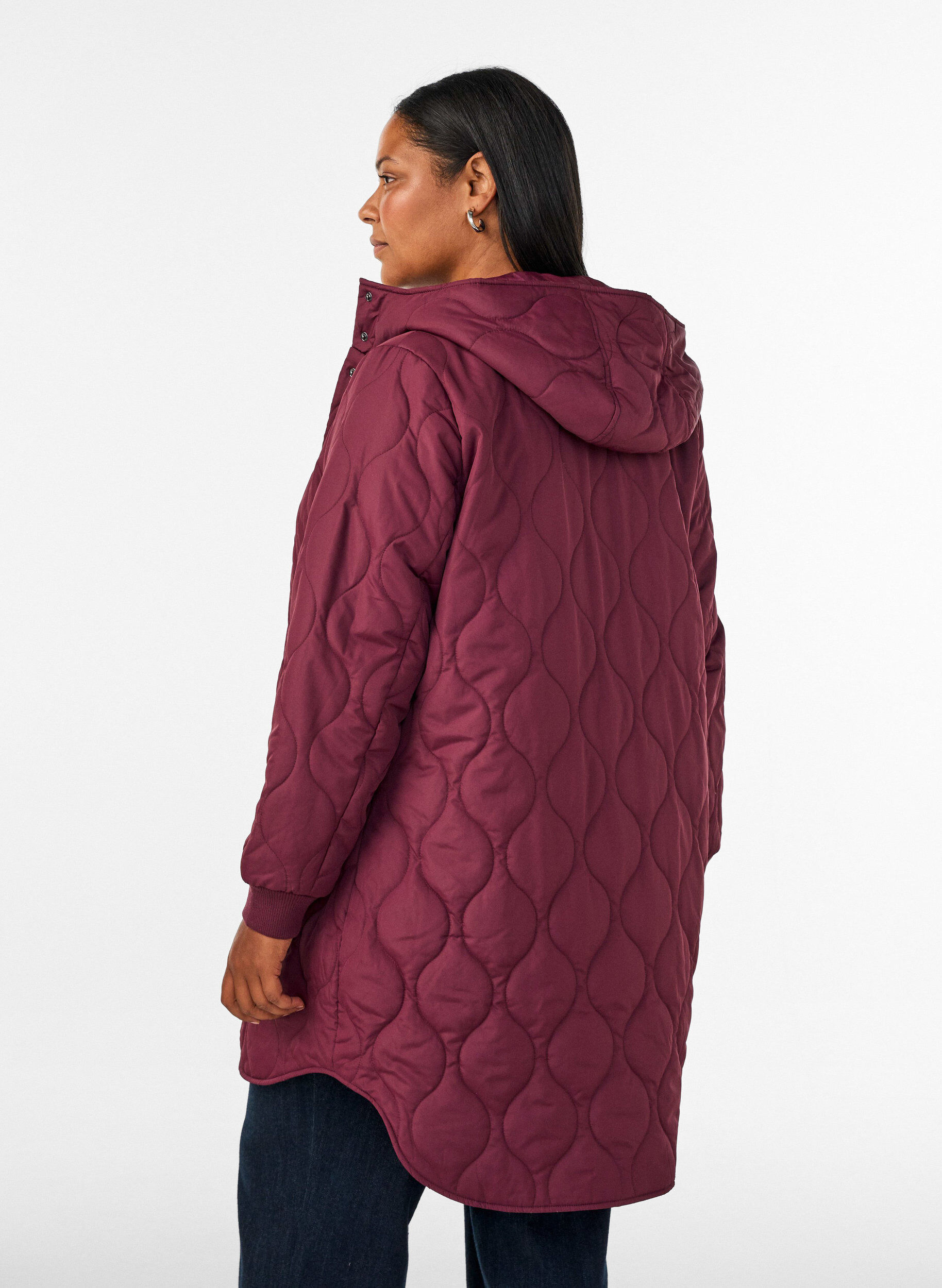 ZizziMellomlang quiltet jakke med hette, 0655, Model image number 2