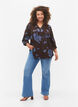 Bluse med print og 3/4 ermer, Falcon Flower, Model image number 2